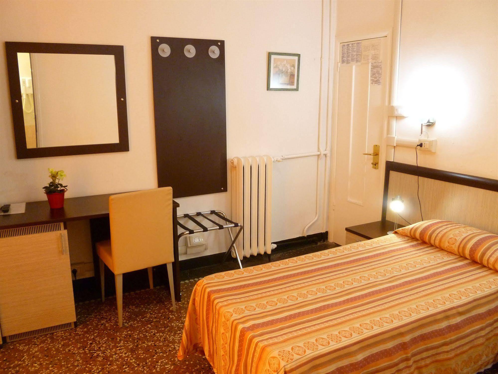 Hotel Agnello D'Oro Genova 外观 照片