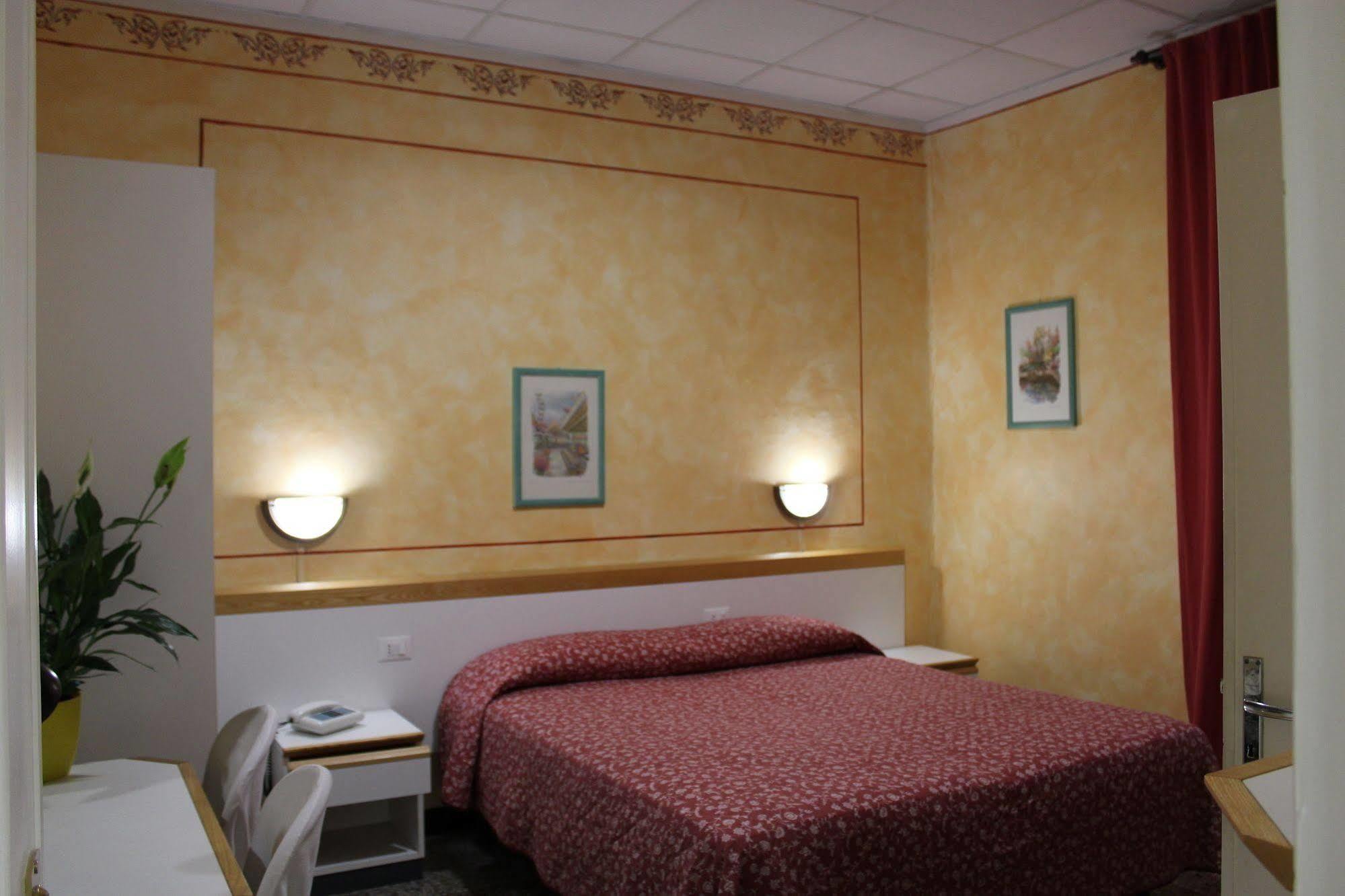 Hotel Agnello D'Oro Genova 外观 照片